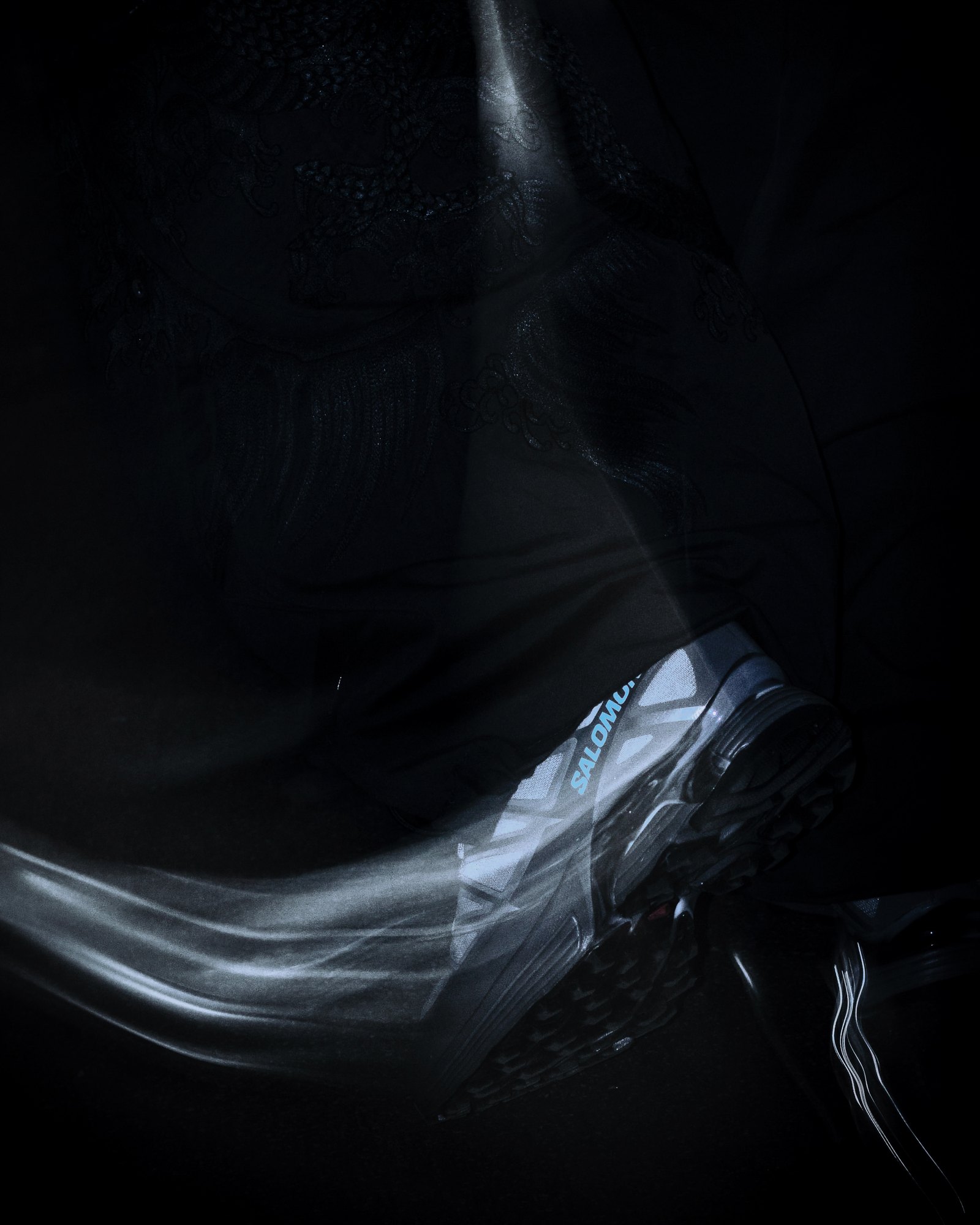 Salomon XT / 04 — Motion