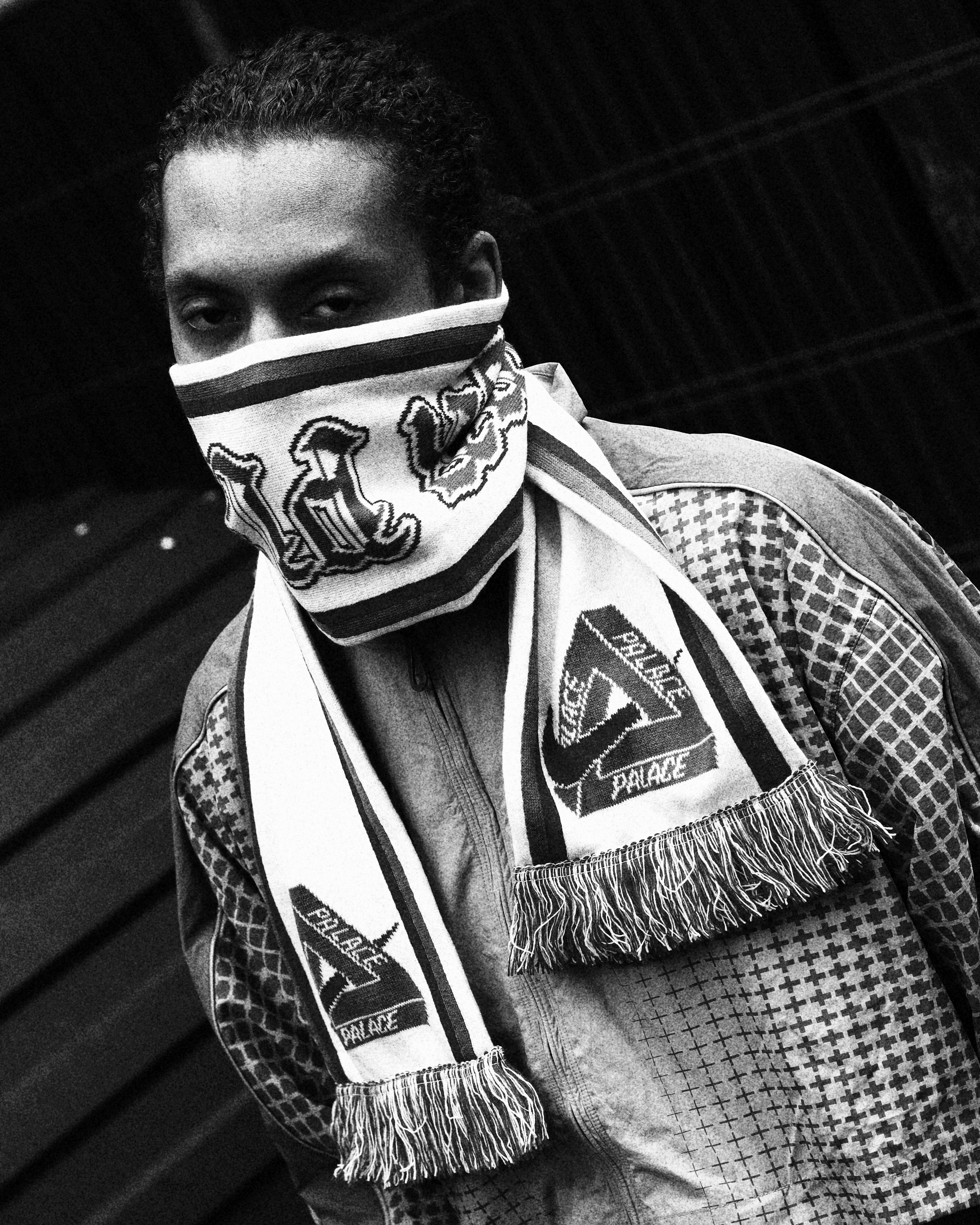 England / 02 — Scarf Face