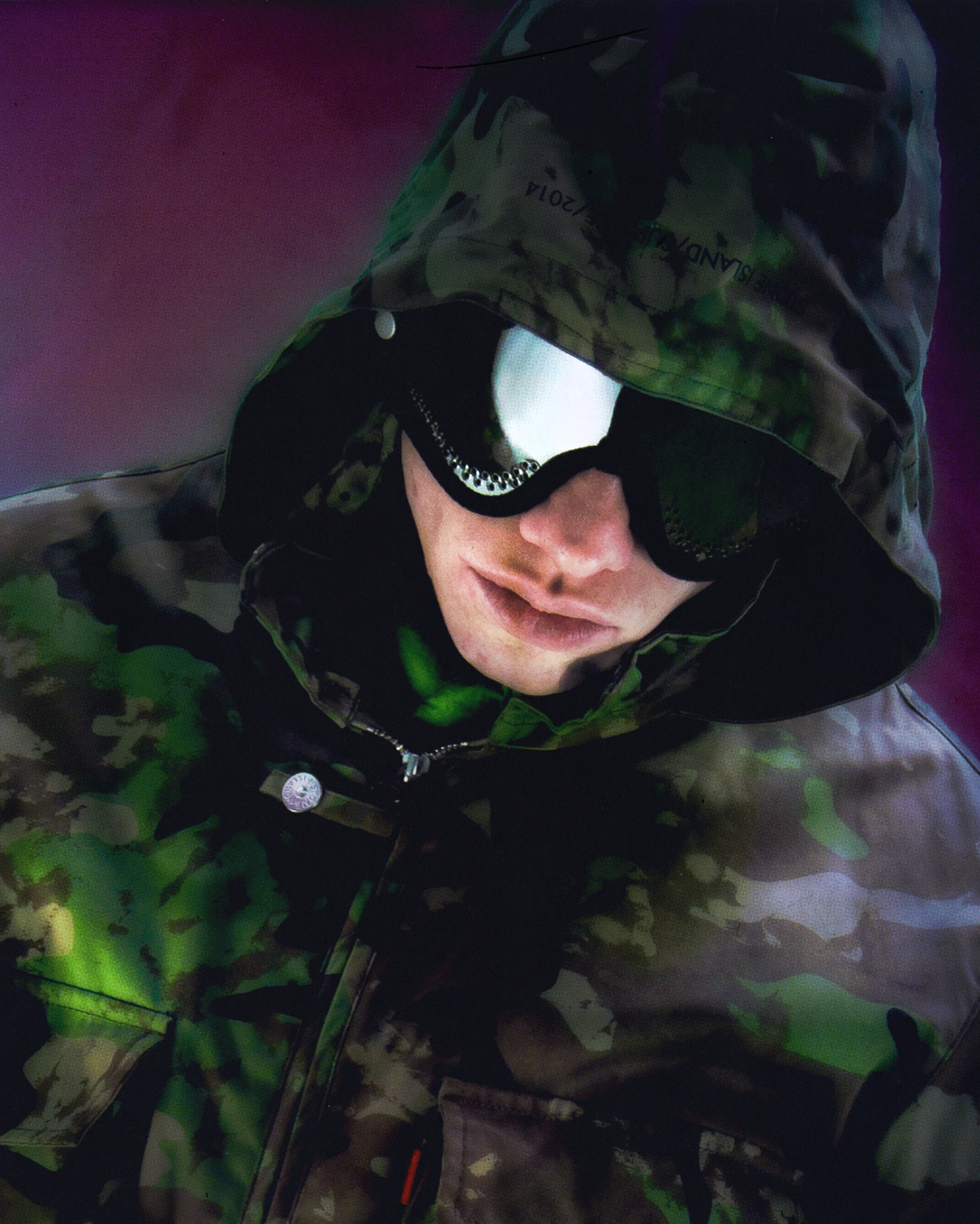 Slewwy / 04 — Camo Goggles