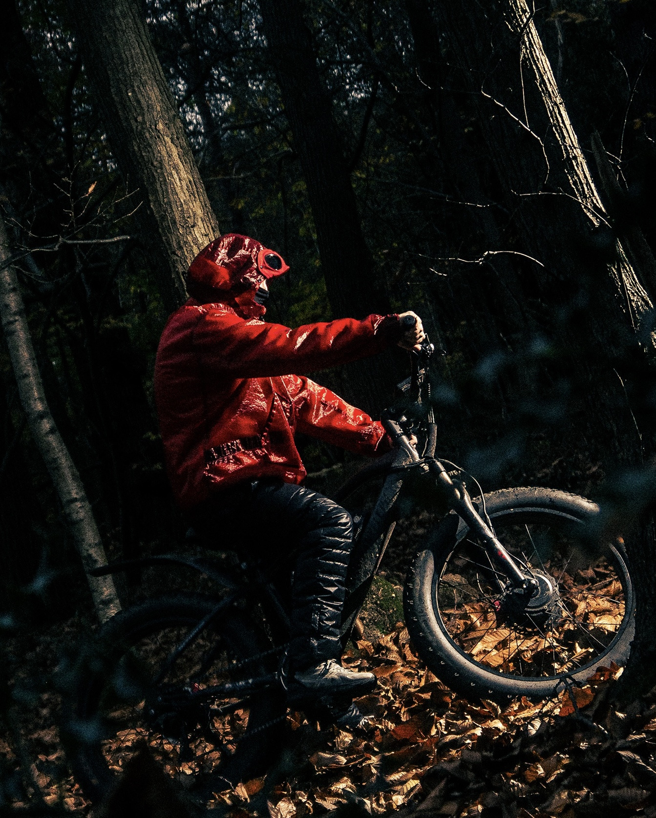Wavos Vision / 02 — Red Bike