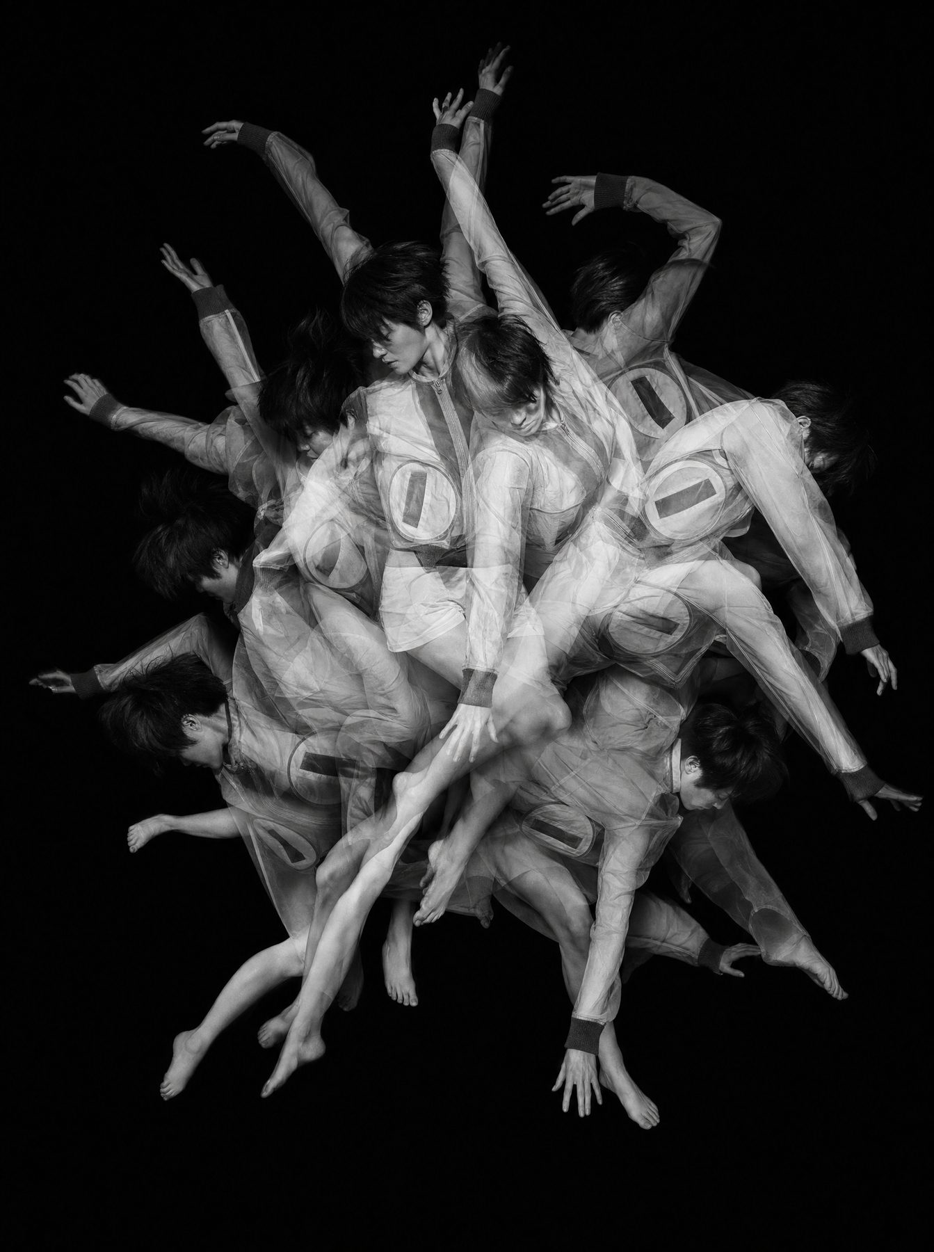 Serie 100 / 04 — Solo
